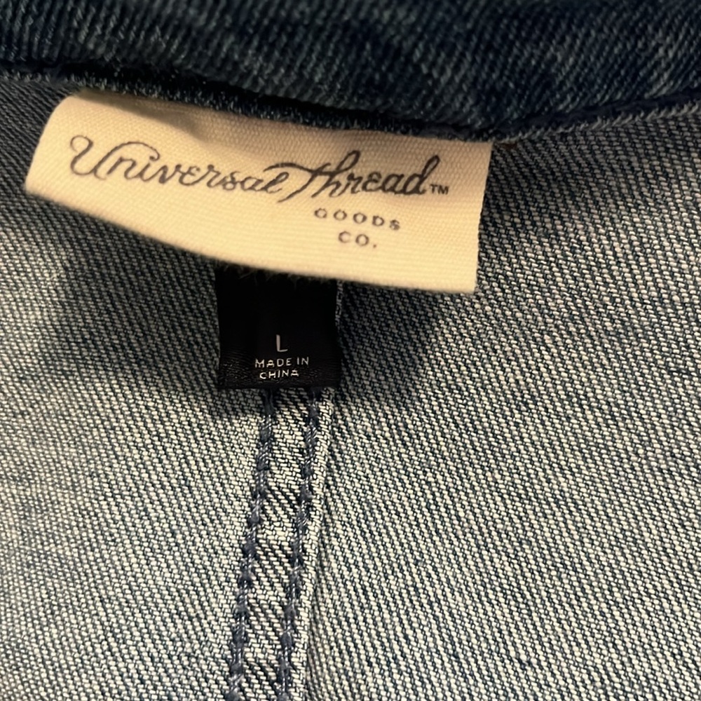 Universal Thread Distressed Oversized Patch Pocke… - image 4